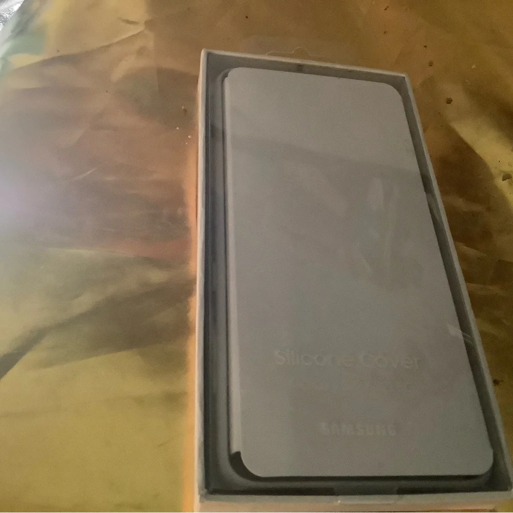 Samsung White Protective Phone Cover